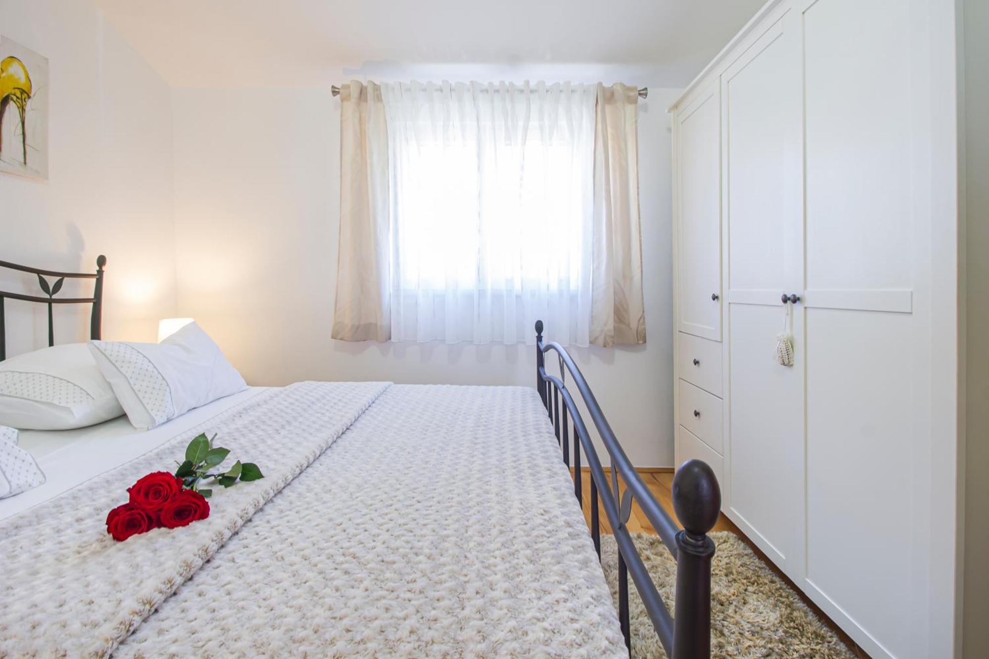 Apartment Anita With Amazing Sea View Makarska Luaran gambar